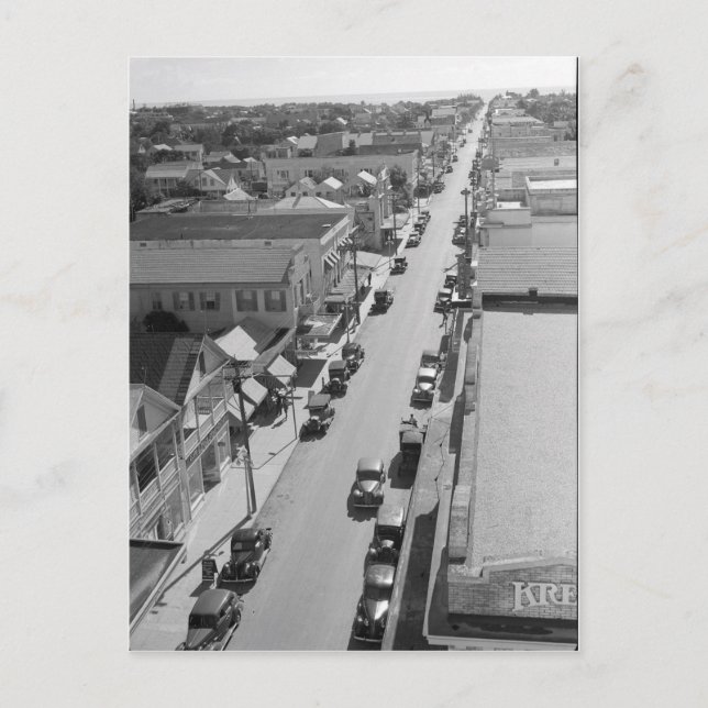 Duval Street, Key West Florida 1938 Postcard (Front)