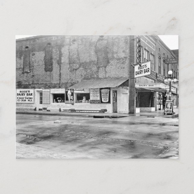 Dyersburg Tennessee Reeds Dairy Bar Postcard (Front)