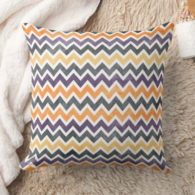 Dynamic Chevron Zigzag Seamless Pattern Throw Pillow (Blanket)