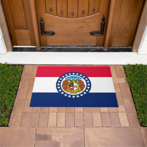 Dynamic Missouri State Flag Graphic on a Doormat