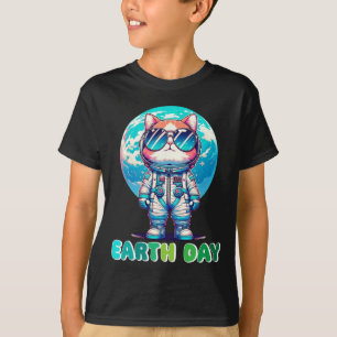 Earth Day Cat Astronaut Save The World T-Shirt