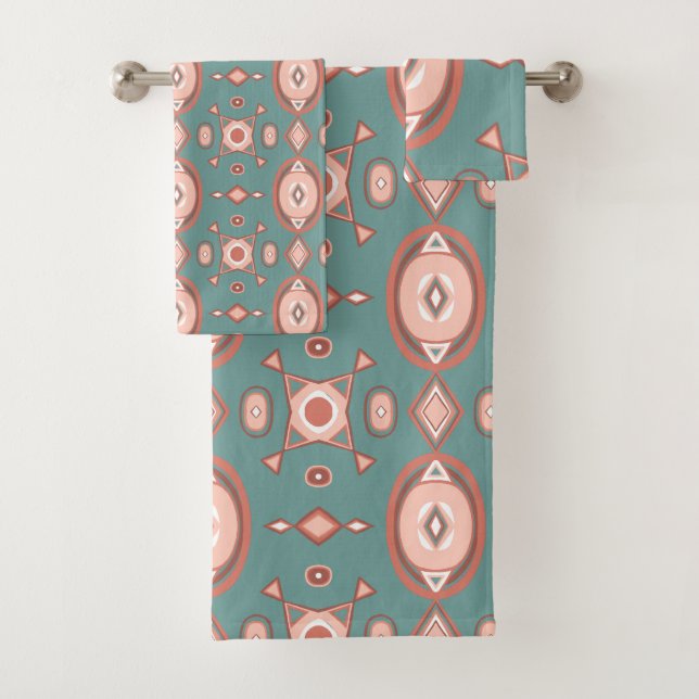 Earthy Warm Geometric Boho Pattern Bath Towel Set (Insitu)