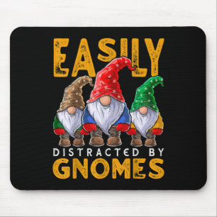 Easily Distracted by Gnomes Gardening Gnome Hat Wo Mouse Pad