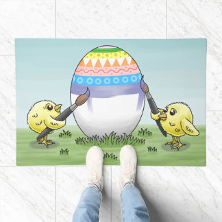 Easter chicks paint the Easter egg Doormat