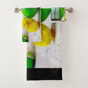 Easter Decoration - Easter egg and chicks Bath Towel Set