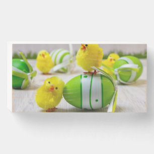 Easter Decoration - Easter egg and chicks Wooden Box Sign