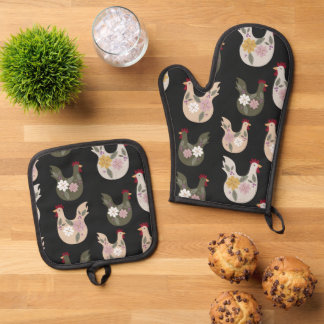 Easter seamless pattern with chicken. oven mitt & pot holder set