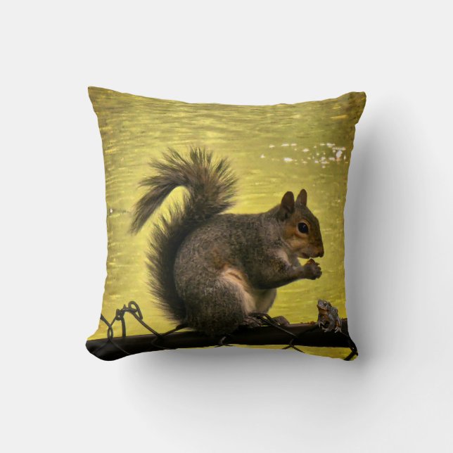 Eastern gray squirrel (Sciurus carolinensis)  Throw Pillow (Front)