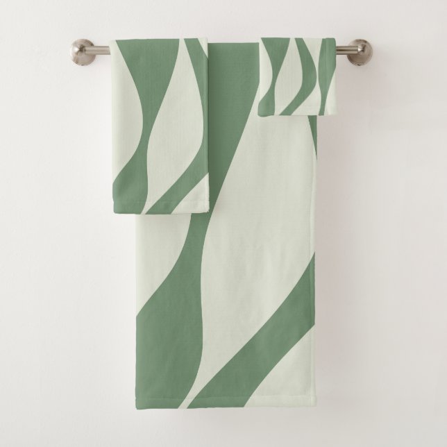 Ebb and Flow 4 in Green  Bath Towel Set (Insitu)