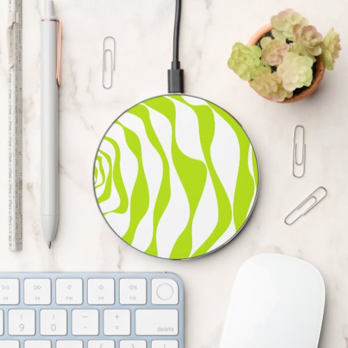 Ebb and Flow 4 in Lime Green and White Wireless Charger