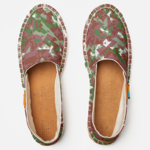 Eclectic Mod Retro Geometric Christmas Pattern Espadrilles