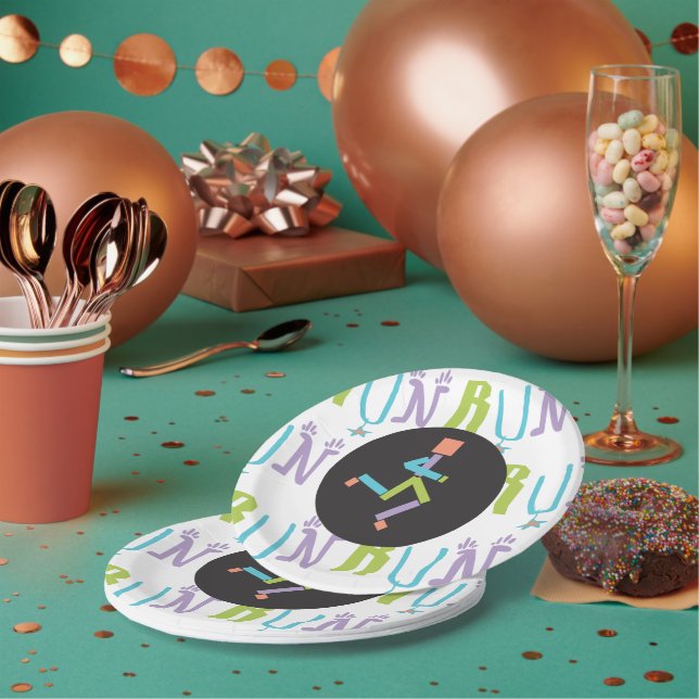 Eclectic RUN Runner Colorful Paper Plates (Multi)