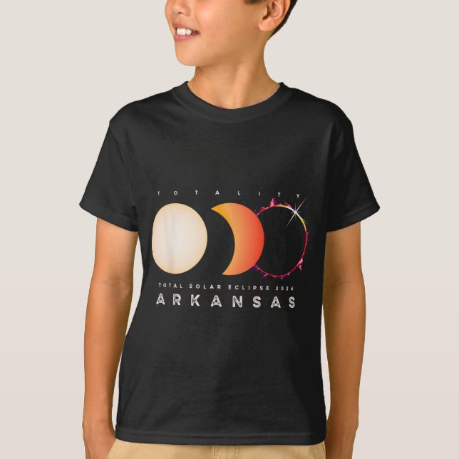 Eclipse 2024 Arkansas Total Eclipse Astronomy Grap T-Shirt (Front)