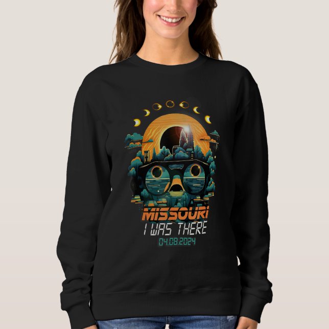 Eclipse Phases Total Solar Eclipse 2024 Missouri Sweatshirt (Front)
