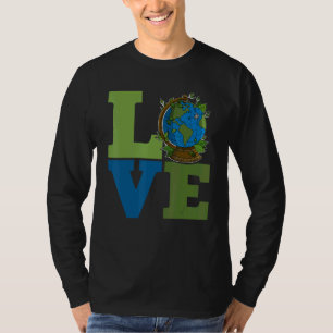 Ecologist environmental protection animals plants  T-Shirt