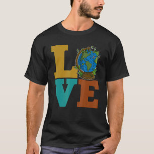 Ecologist environmental protection animals plants  T-Shirt