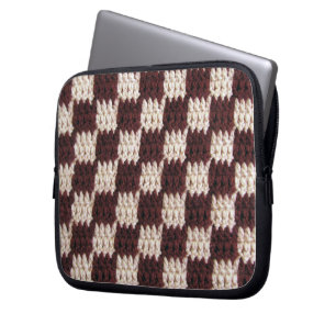 Ecru Checker Artisan Crochet Print Electronics Bag