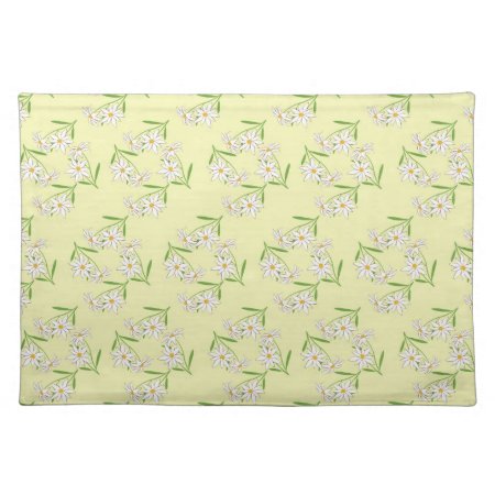Edelweiss Flowers Pattern Placemat