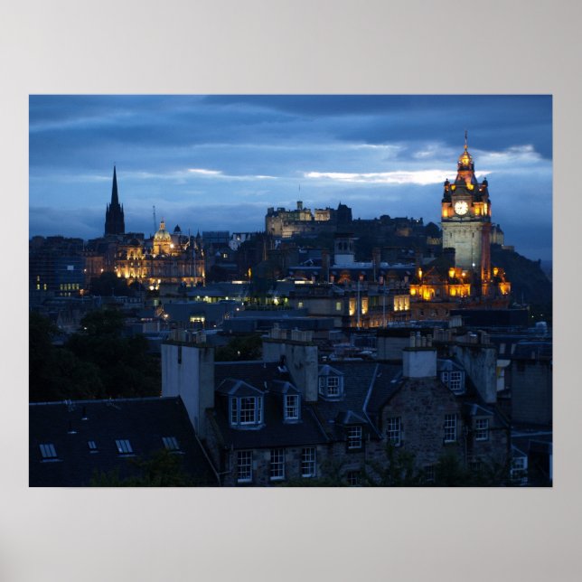 Edinburgh Skyline at dusk Poster (Front)