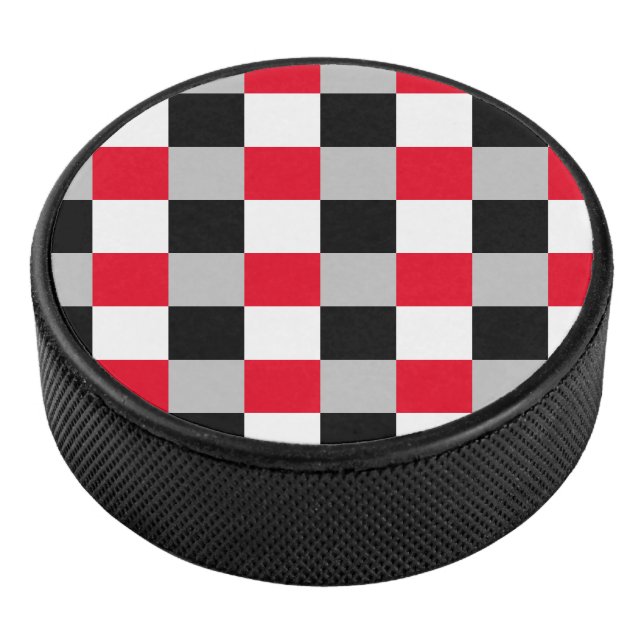 Editable checkerboard pattern hockey puck (3/4)