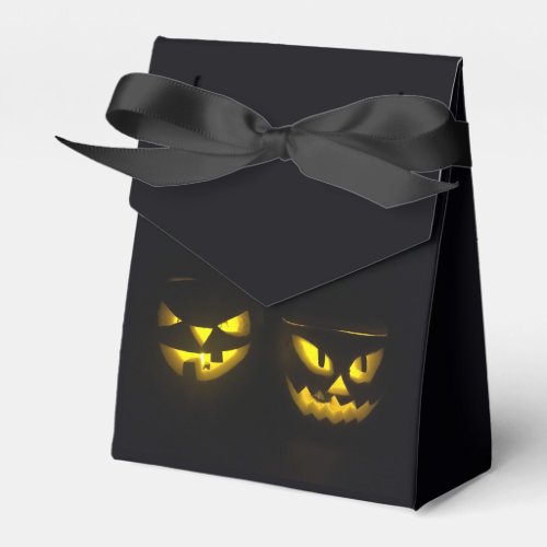 Eerie Halloween yellow glow pumpkin face at night Favor Boxes