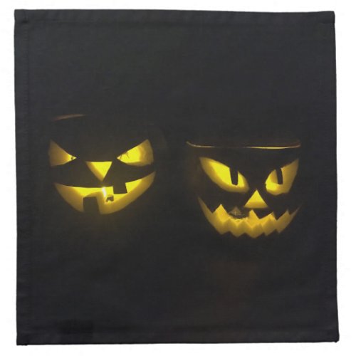 Eerie yellow glow Halloween pumpkin face Cloth Napkin