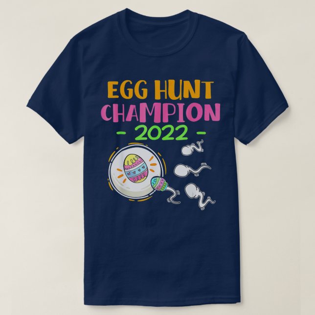 Egg hunt champion 2022 Easter Pregnancy Announceme T-Shirt (Design Front)