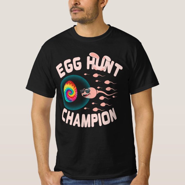 Egg Hunt Champion Dad Easter Sperm Swimming Announ T-Shirt (Front)