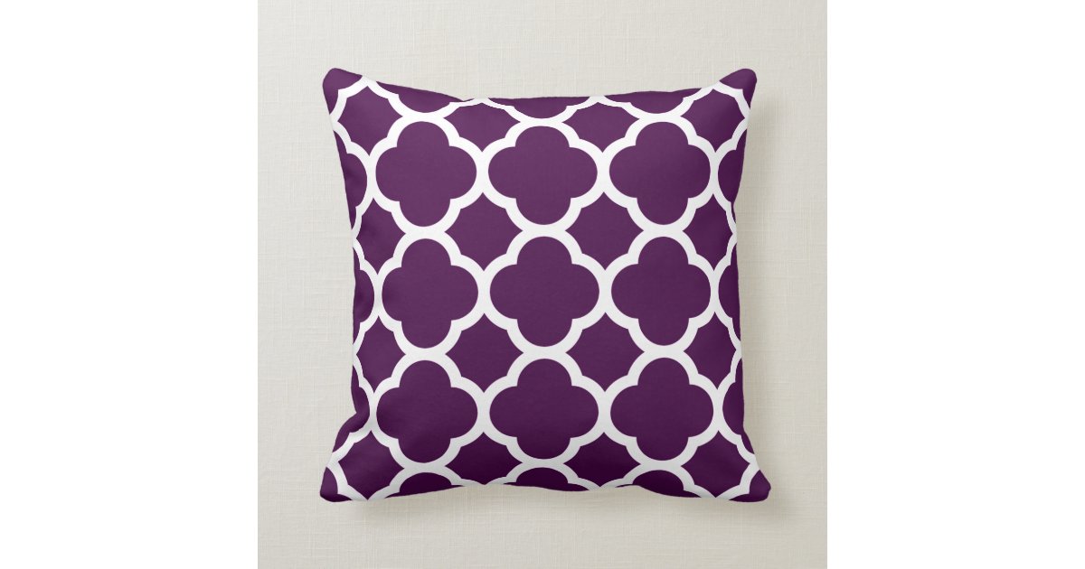 Eggplant Purple Quatrefoil Pattern Throw Pillow