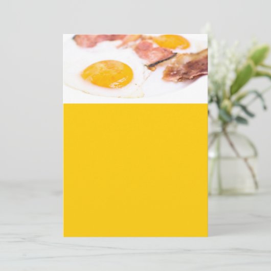 Eggs with bacon (Standing Front)