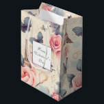 Eiffel Tower Butterfly and Roses Valentine's Day Medium Gift Bag<br><div class="desc">Gift bag with an elegant pattern. Pink roses,  blue-gray butterflies and an Eiffel tower. A French themed pattern.</div>