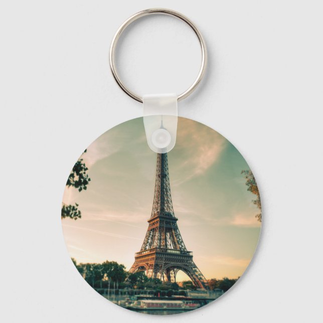Eiffel tower throw pillow keychain (Front)