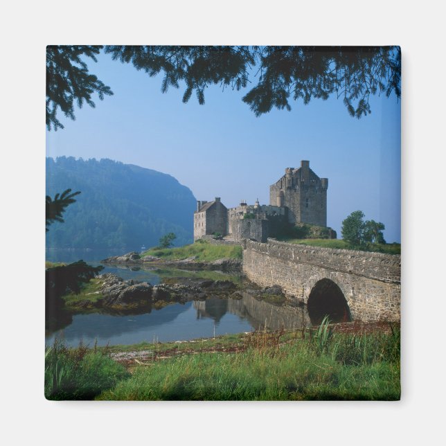 Eilean Donan Castle, Highlands, Scotland 2 Magnet (Front)