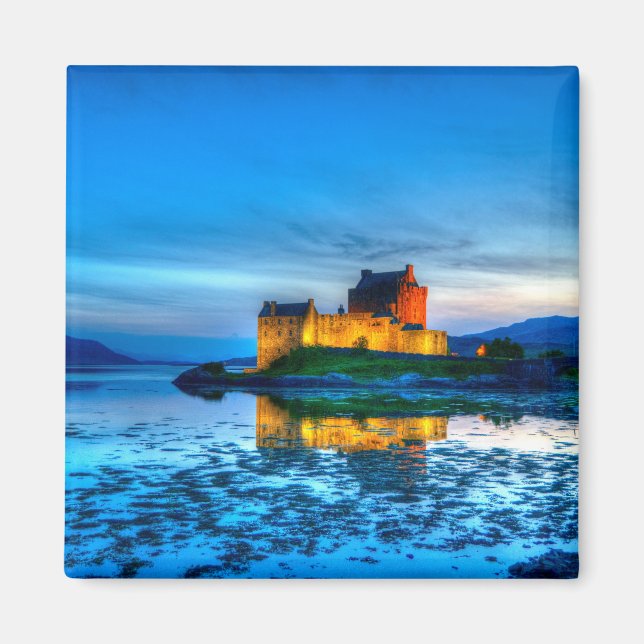 Eilean Donan Castle, Scotland Magnet (Front)