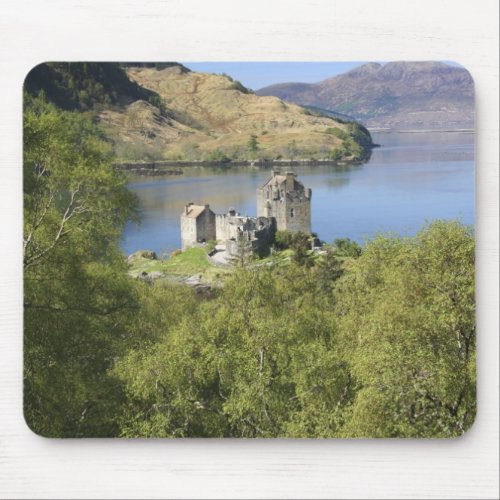 Eilean Donan Castle Scotland The famous Eilean Mouse Pad
