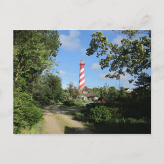 Ein Leuchtturm vor dem Haus Postcard