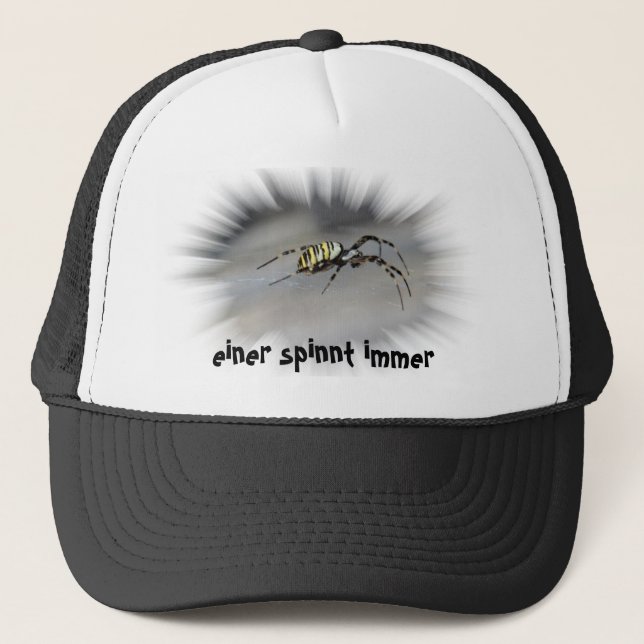Einer spinnt immer Mütze Trucker Hat (Front)