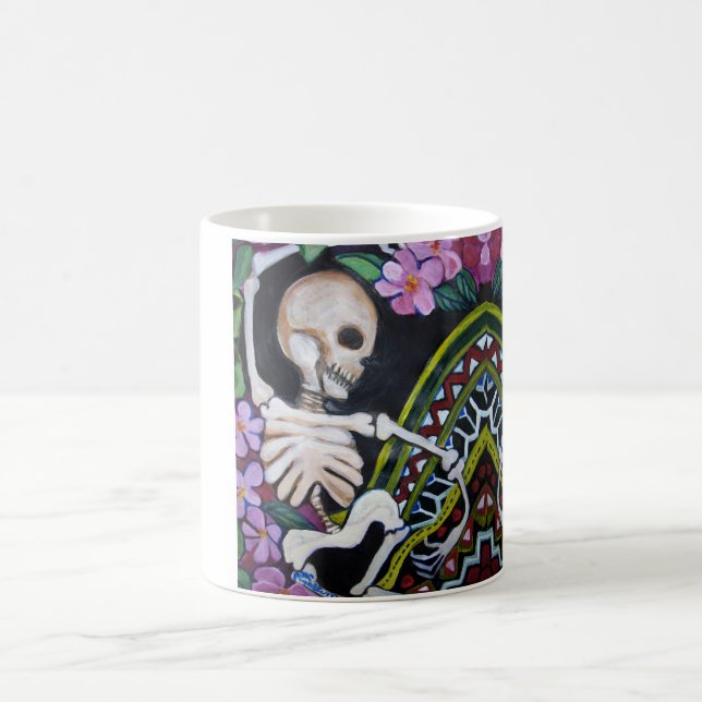 EL DIA DE LOS MUERTOS PRANCHING COFFEE MUG (Center)