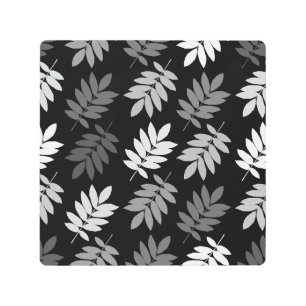 Elder Leaf Big Pattern Black White Grey Metal Print