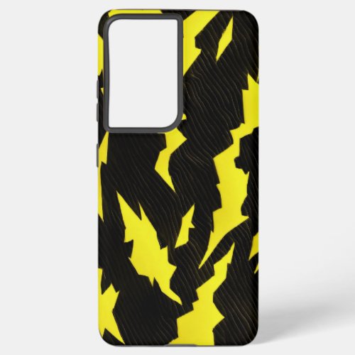 Electrifying Dark Yellow Lightning on Black Fur Samsung Galaxy S21 Ultra Case