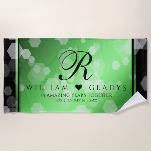 Elegant 20th 38th 55th Emerald Wedding Anniversary Beach Towel