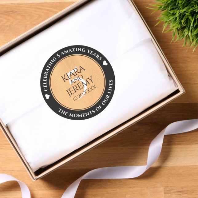 Elegant 5th Wood Wedding Anniversary Celebration Classic Round Sticker (Tissue Paper)