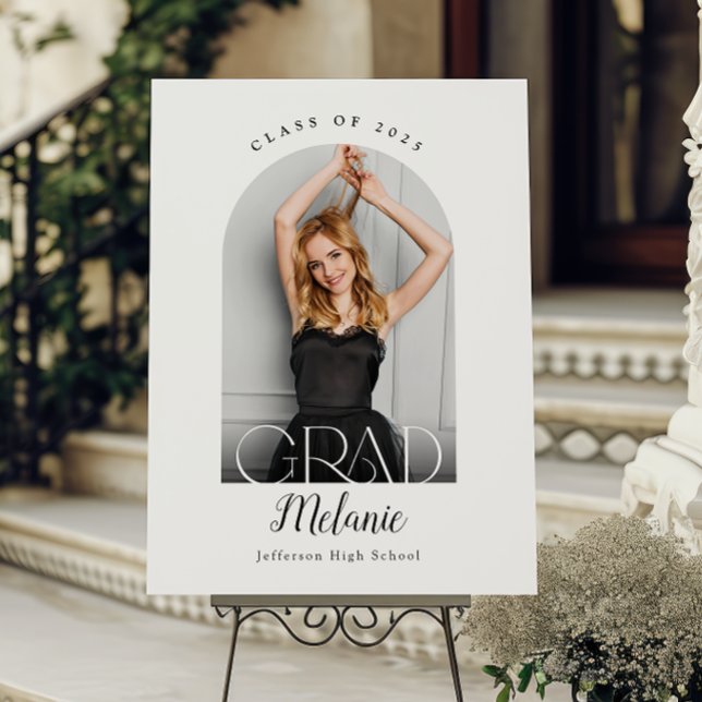 Elegant Arch Photo Grad Party Welcome Sign (Creator Uploaded)