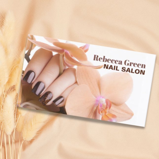 Elegant beauty manicurist nail artist nail salon business card (Elegant beauty manicurist nail artist nail salon business card)