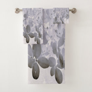 Elegant Black and Gray Limelight Hydrangea Bath Towel Set