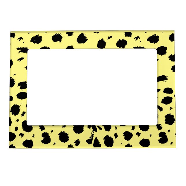 Elegant Black And White Cheetah Pattern Magnetic Frame (Front)