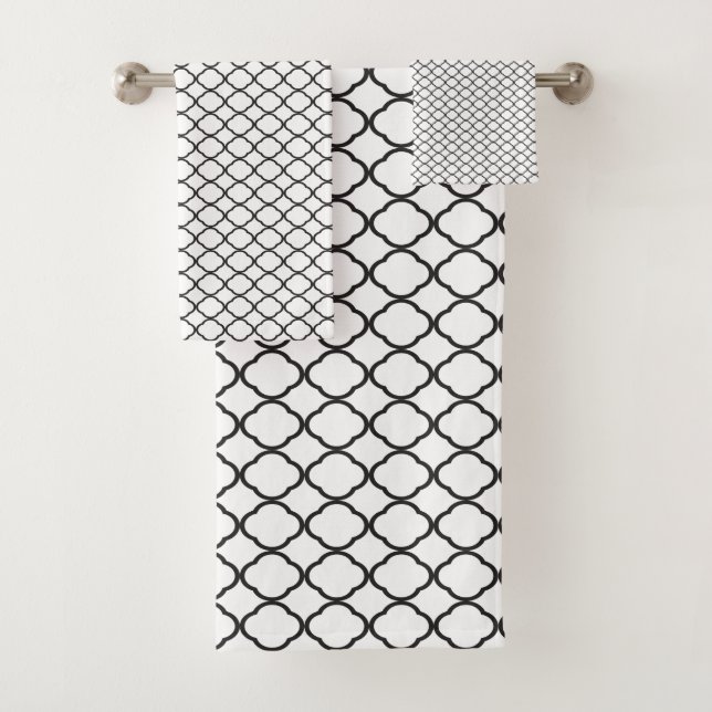 Elegant Black and White Quatrefoil Shape Pattern Bath Towel Set (Insitu)