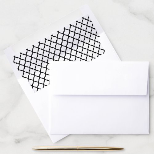Elegant Black and White Swirling Lines Pattern Envelope Liner