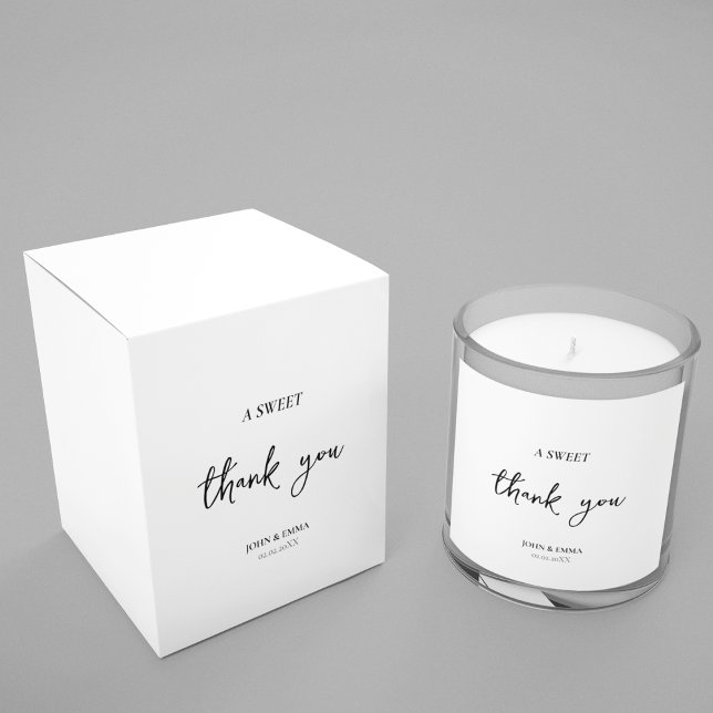 Elegant Black and White Wedding Theme Favor Boxes (Thank a guests with a simple return gift along with a note)