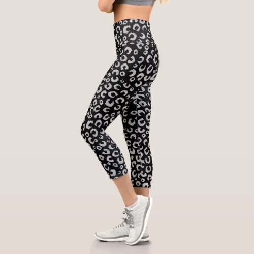 Elegant Black Silver Glitter Leopard Pattern Capri Leggings